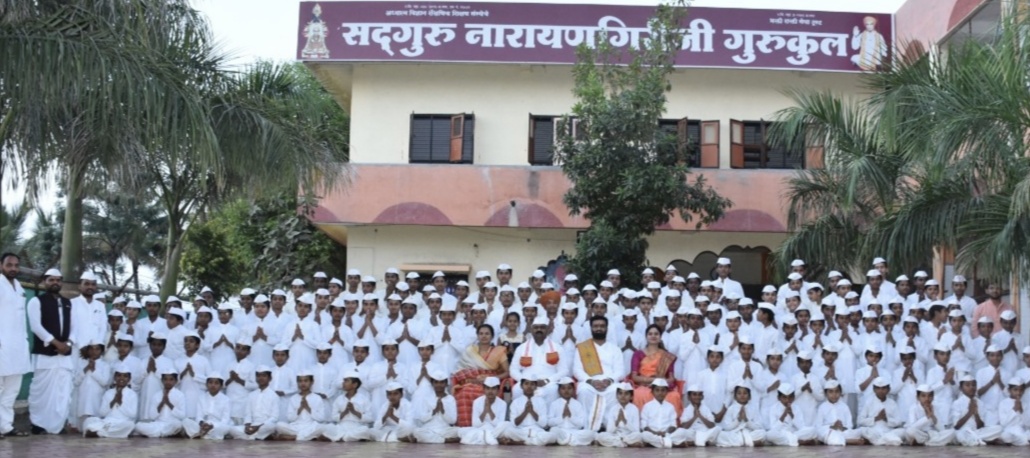 Sadguru Narayangiriji Yatra